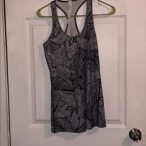 Lululemon tank top